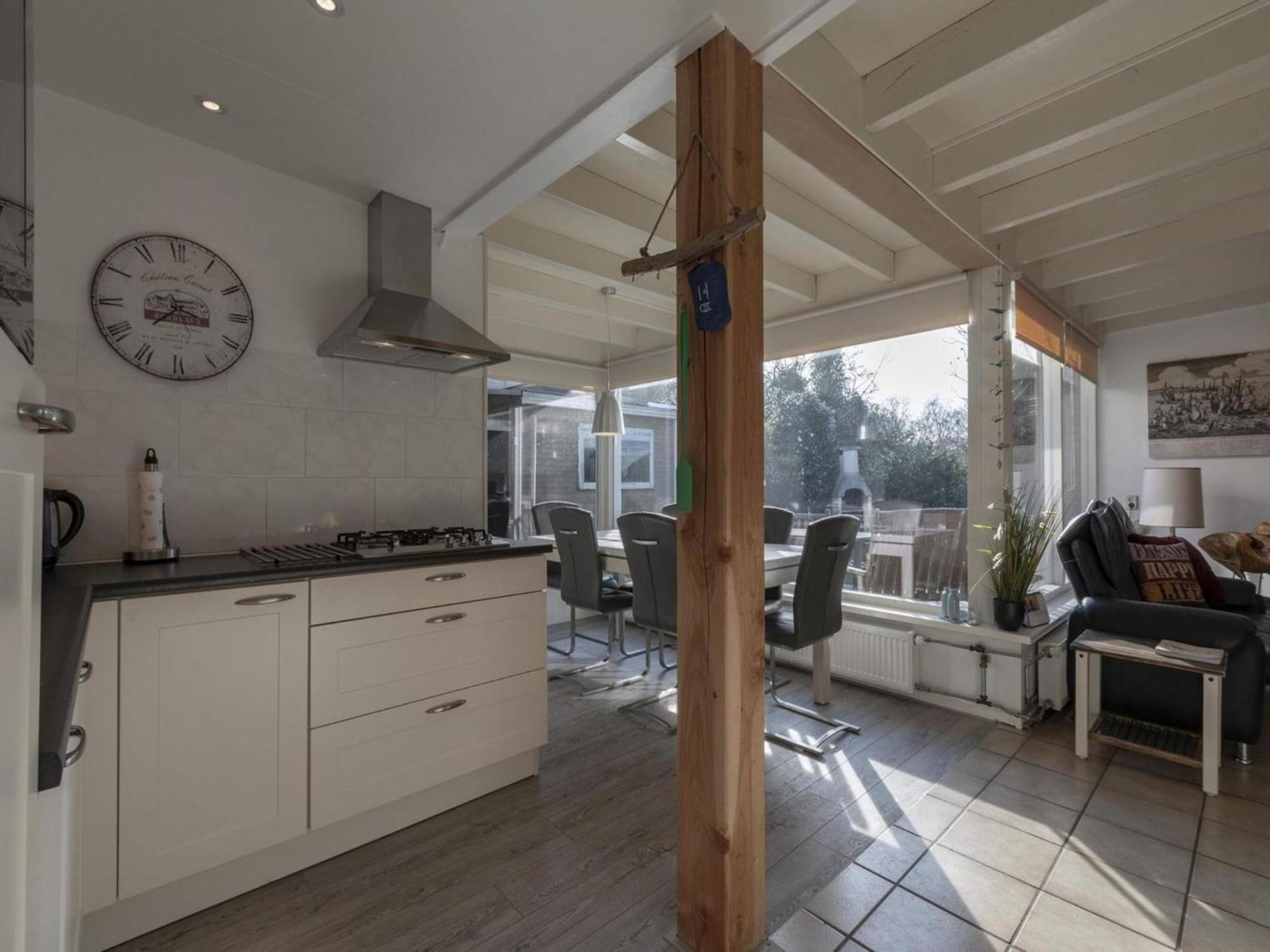 Stylish Bungalow With A Large Garden Sint Maartensvlotbrug Esterno foto