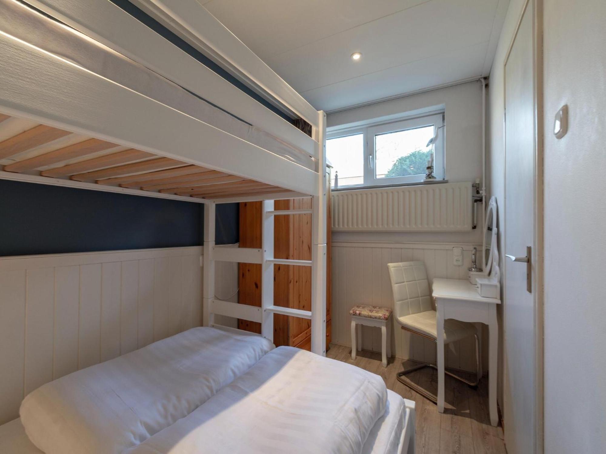 Stylish Bungalow With A Large Garden Sint Maartensvlotbrug Esterno foto