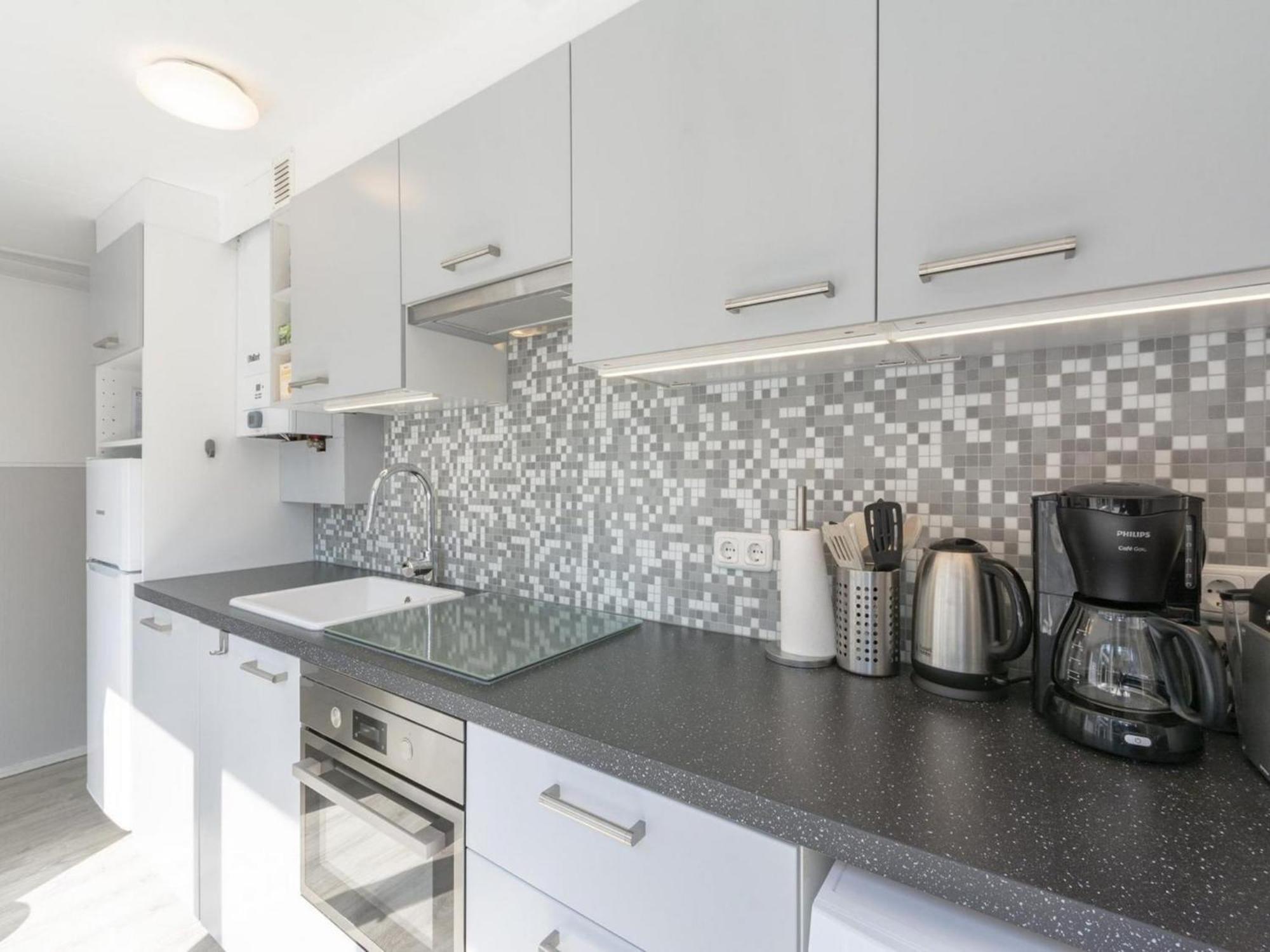 Stylish Bungalow With A Large Garden Sint Maartensvlotbrug Esterno foto